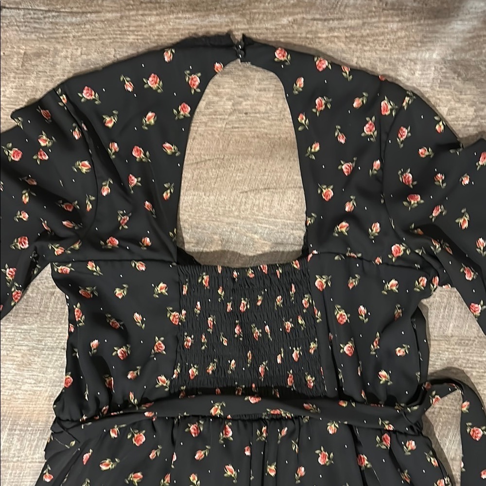 Disney Princess Floral Black rose Long Sleeve shorts Romper with belt Size XL - Picture 3 of 15
